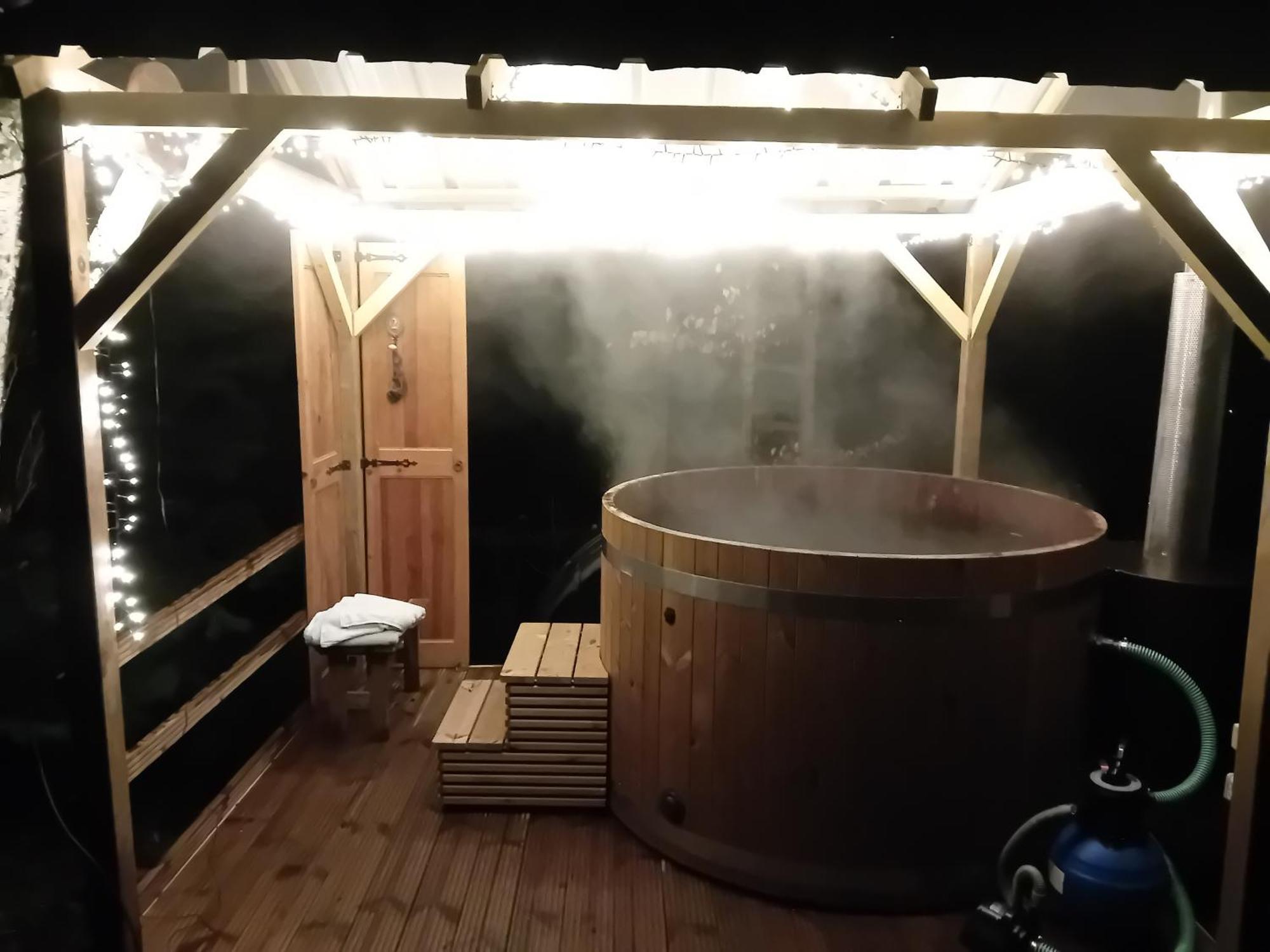 Domaine De Marchal - Chambres Et Table D'Hotes Celles-Sur-Durolle Zewnętrze zdjęcie